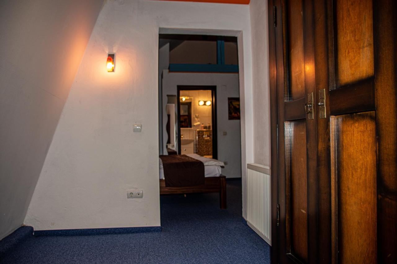 Villa Santa Maria Sibiu Exteriör bild